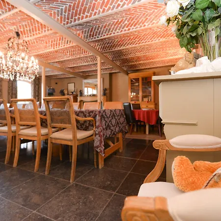 Les Secrets De La Vie Bed & Breakfast 3*