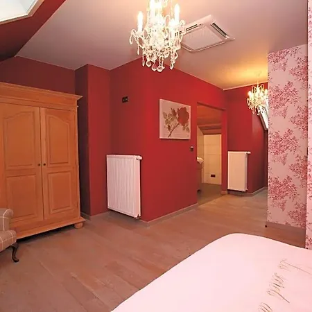 Bed & Breakfast Les Secrets De La Vie Celles (Hainaut)